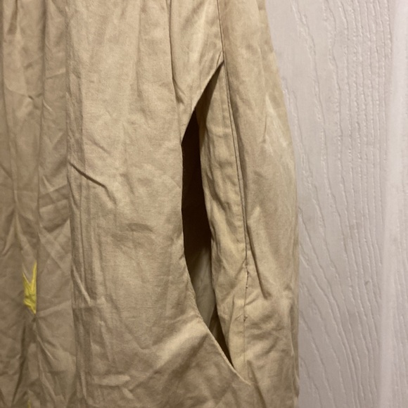 Hoss - Picture 4 of 7